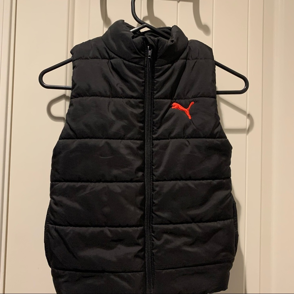 Puma puffy vest. EUC. Like new.